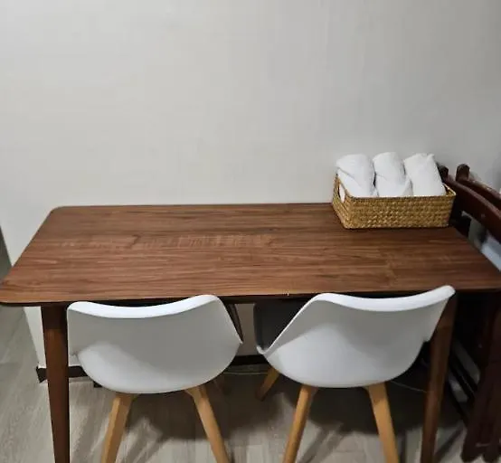 Seoul Forest House 0*,